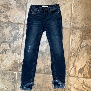 KanCan ankle distressed stretch-skinny jeans size 5/26